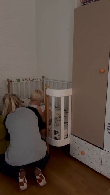 Что делает женщина после работы #буднимамы #декрет #се? смотреть онлайн