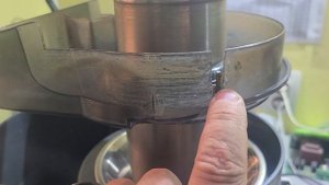 Не сложный ремонт соковыжималки REDMOND RJ-M908 Сделай сам!