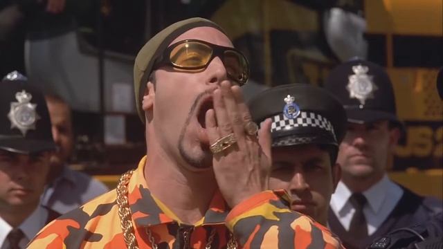 Мартин Фримен смотреть онлайн