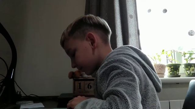 100 фактів про числа, комп'ютери і програмування.  Математичний аналіз винайшов... смотреть онлайн