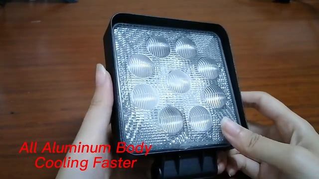 Прожектор автомобильный Car Worklamp 27W, 2700Lm, 4-дюймовый квад смотреть онлайн