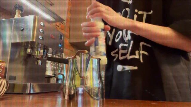 How do I make my raf coffee | как я делаю раф кофе ☕️🤍🪽✨ смотреть онлайн