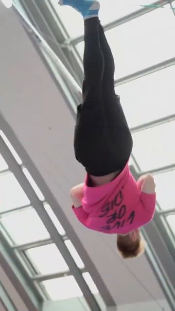 Фристайл на батутах 🌪это небо спорт, детка 🔥 смотреть онлайн