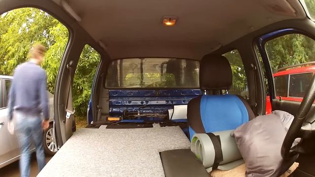 Как спать в пикапе. How to sleep in a pickup truck. смотреть онлайн