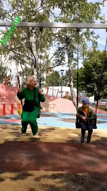 наши любимые качели #семья #синдромдаунанеприговор #с? смотреть онлайн