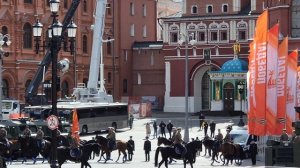 Москва. Перед началом Парада Победы - разминка (фр.)