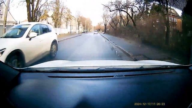 Смена в Яндекс.Такси эконом комфорт 17.12.24 смотреть онлайн