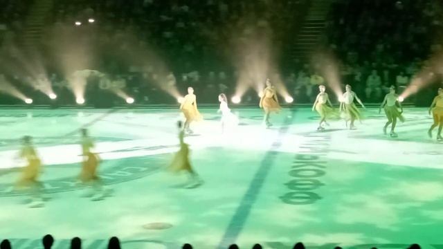 Юлия Липницкая + Кристалл айс джуниор смотреть онлайн