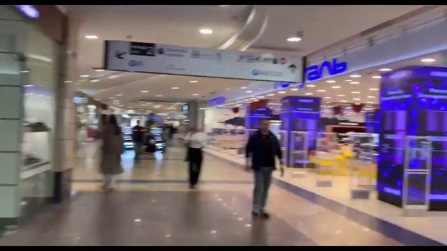 Москва. Москва Сити. Метро Деловой центр. Афимол