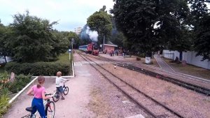 Эпичный паровоз на детской железной дороге в Киеве