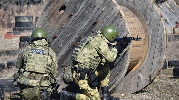 АРМА 3 штурм города СОТРУДНИК ОМОН (МЕДИК) смотреть онлайн