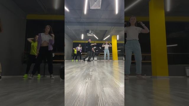 Наши тренировки по танцам 🔥 смотреть онлайн