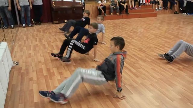 Как танцуют дети