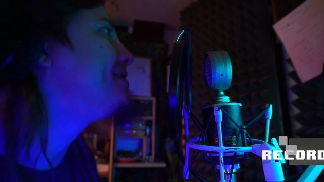 ПИШЕМ БИТ ОСЕНЬЮ НА РАЙОНЕ! смотреть онлайн