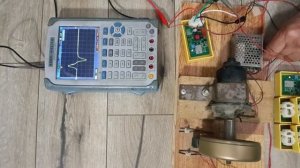 Тест коммутатора постоянного тока для скутеров и мото