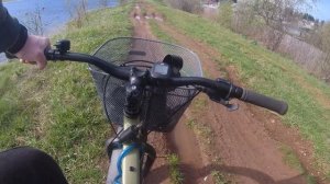 Еду вдоль небольшого пруда / Velosvet: My adventures on two wheels