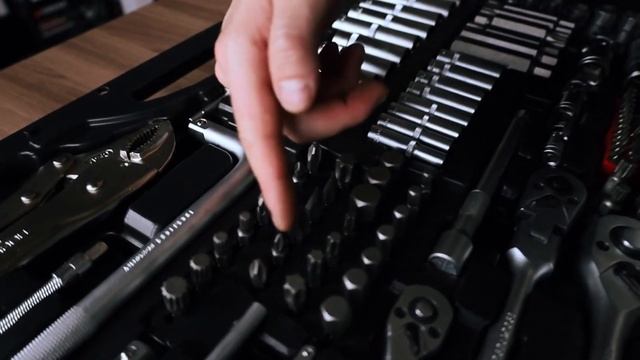 Лучшая комплектация для ремонта автомобиля - ROCKFORCE 202 п