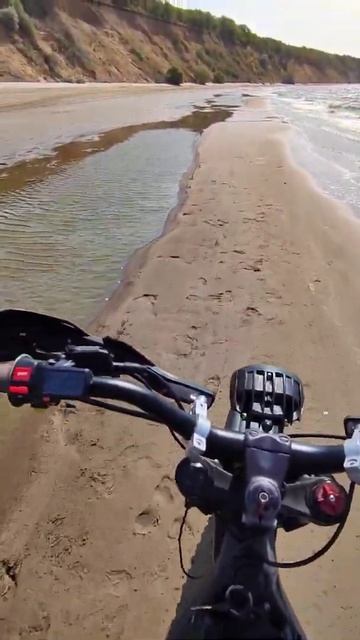 surron. пляж. песок(2) смотреть онлайн