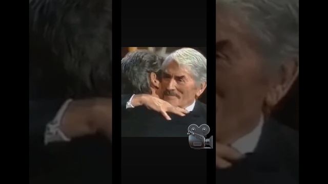 Ален Делон вручает премию"Сезар" актеру Грегори Пек. 199 смотреть онлайн