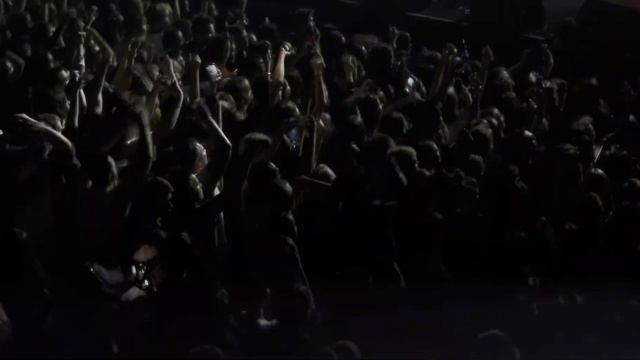 МЭЙБИ БЭЙБИ / ХЛЕБ — ПОКА МОЛОДОЙ & ЭБА (live)