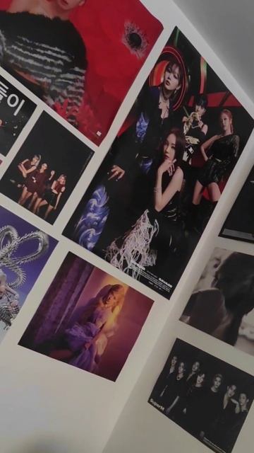 обновила свой уголок с постерами🔥 стало чуть ярче, ка смотреть онлайн