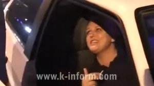 Автоледи в наручниках