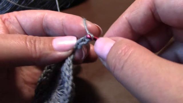 Вязание детской шапочки с козырьком. Часть 3 из 22.