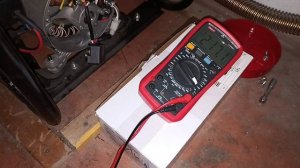 Как отрегулировать напряжение на выходе генератора с