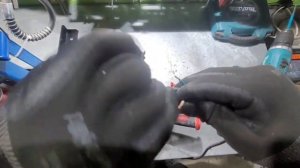 Как заменить кнопку на перфораторе p.i.t PBH28-C5? Не включа?