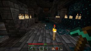 Обзор на древний город среди тёмных глубин в Майнкрафт 1.21