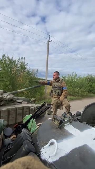 Внуки фашистов вновь воспряли на украине... смотреть онлайн