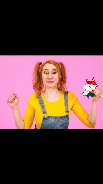 едят блин в форме пони смотреть онлайн