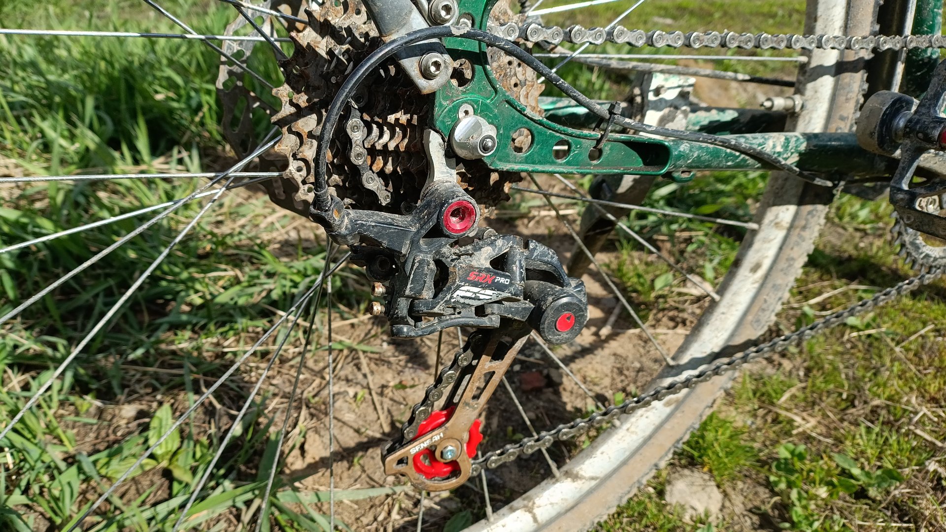 shulz wanderer опять в ремонт, только сезон начался, снова велик сломался. заклинил и умер подшипник смотреть онлайн