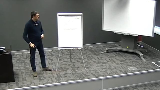 Андрей Саенко о разнице продаж и обслуживания.