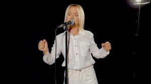 Queen - Don't Stop Me Now (1979) - ( by Alyona) - 2023