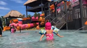 Приключения Эмили на Ко Чанге в аквапарке Splash. Emily RusKorean Baby @ Koh Chang