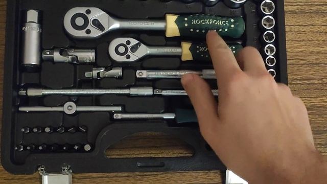 Распаковка — Универсальный набор инструментов RockForce R смотреть онлайн