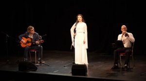 "Катюша", вокал - Мария Лисицына, гитара- Михаил Спичков, труба - Михаил Горячкин