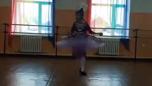 Үкілі ару биі