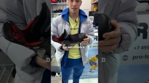 Показываю новые коньки от Vikkela #хоккей