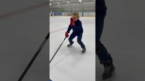 Техника скрестного шага в хоккее  #hockey #nhlhockeyislife #хоккей #hockeyplaying #nhl