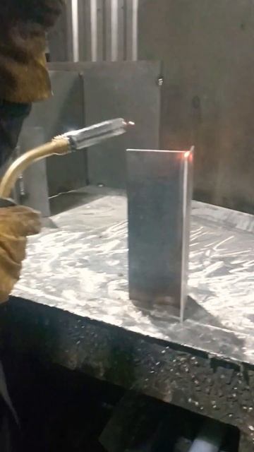 Студенты на практике#сварщик #сварка #полуавтомат #пра смотреть онлайн