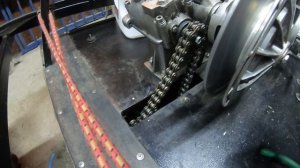 Буксировщик М-760 замена полумуфты и масла в двигателе.