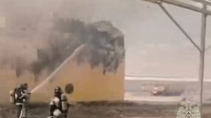 В Астрахани сгорела птицефабрика и 166 тысяч кур.