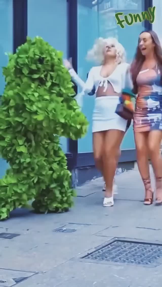 Реакция умрешь от смеха😜😜😜