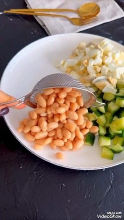 Вкусный салат за пару минут! #рецепт #салатрецепт