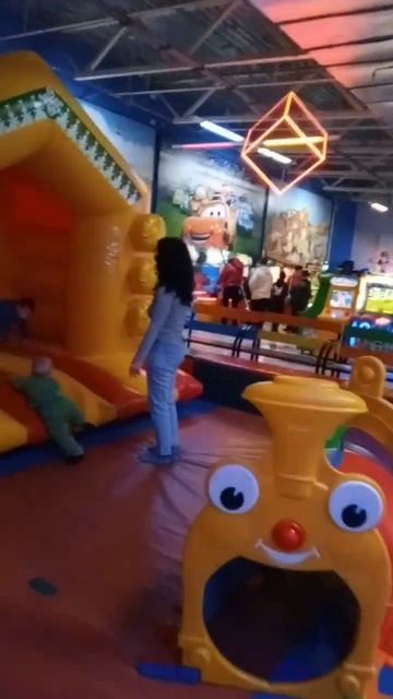 12 марта 2023 детский развлекательный центр в Красной пл? смотреть онлайн