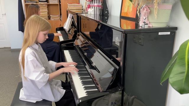 Марш К.М.Вебер, дуэт Засыпкина Алина с преподавателем Кругловой Н.В., с. Починки