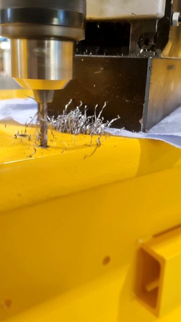 Сверлим 30 мм. стали . смотреть онлайн