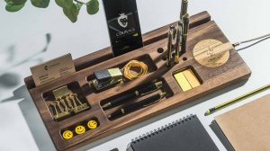 Органайзер с беспроводной зарядкой Jonathan Livingston от Courage.gift